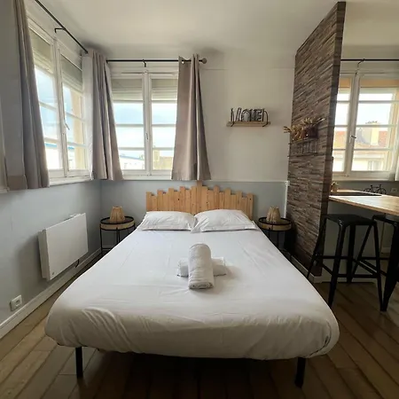 Le Marin Apartment Calais Exterior photo